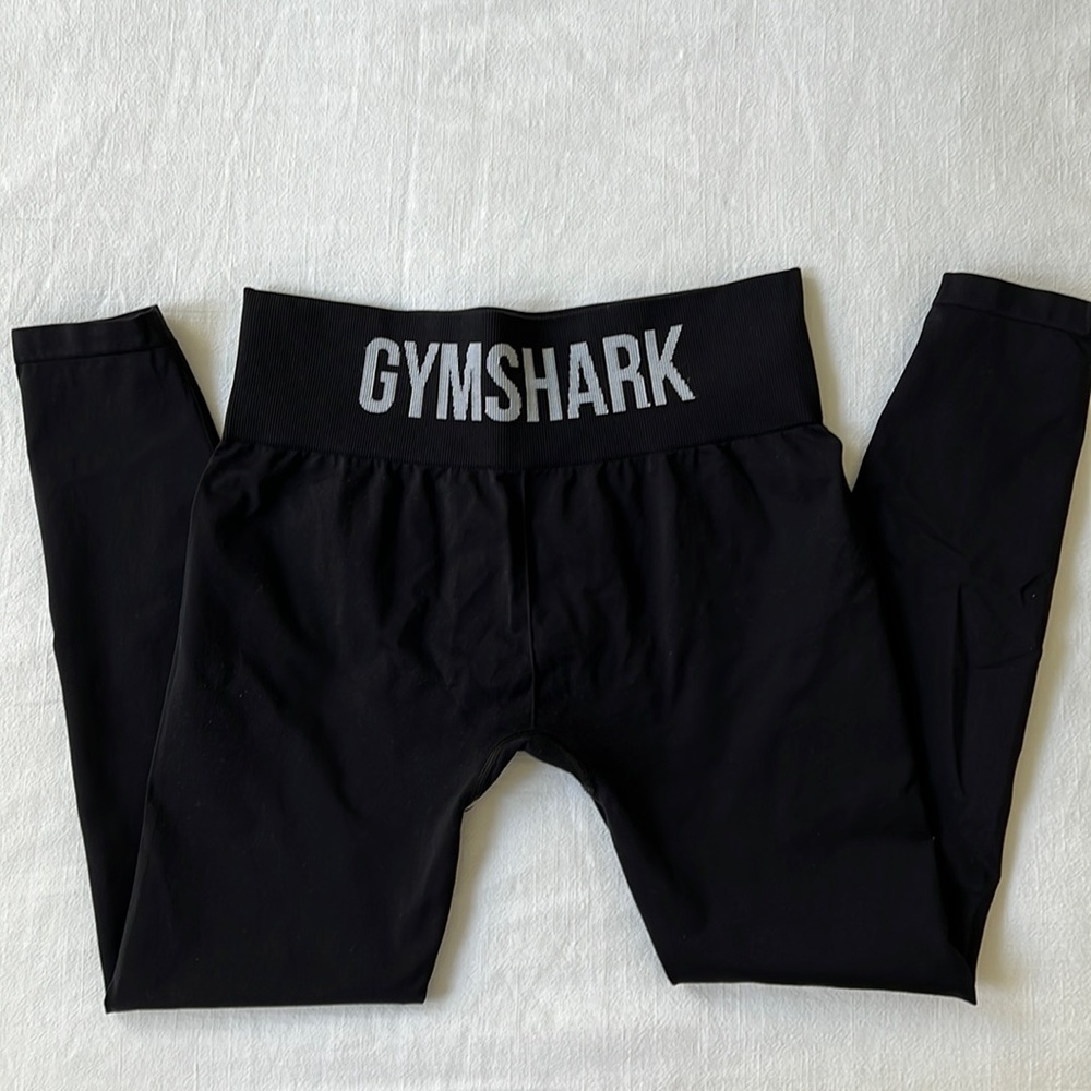Gymshark Flex Leggings • Black
